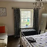 בית נופש Lavender Cottage, Grade 2 Listed Period Stone Built In Pickering, North Yorkshire פיקרינג