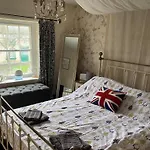 Lavender Cottage, Grade 2 Listed Period Stone Built In Pickering, North Yorkshire בית נופש