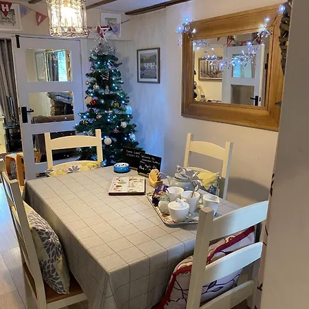 Lavender Cottage, Grade 2 Listed Period Stone Built In Pickering, North Yorkshire Holiday home *