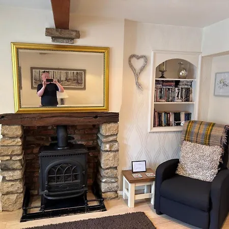 Holiday home Lavender Cottage, Grade 2 Listed Period Stone Built In Pickering, North Yorkshire Pickering