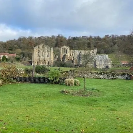 Lavender Cottage, Grade 2 Listed Period Stone Built In Pickering, North Yorkshire * Pickering