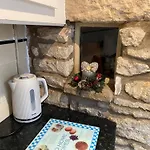 Semesterbostad Lavender Cottage, Grade 2 Listed Period Stone Built In Pickering, North Yorkshire
